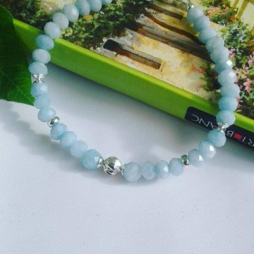 Браслет из аквамарина