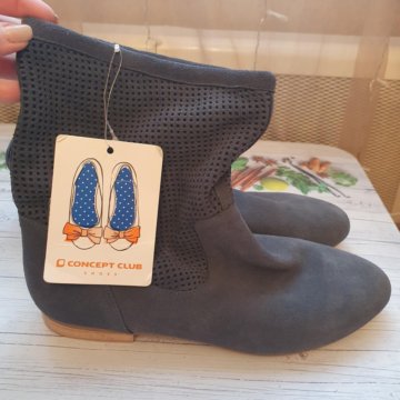 Ботинки из натуральной замши новые