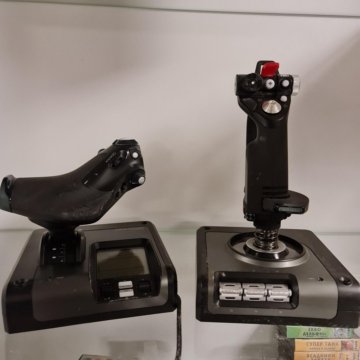 Джойстик Saitek X52 Pro – купить в Москве, цена 5 400 руб., продано 12 ...