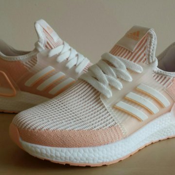 Кроссовки Adidas Ultraboost 20 peach colour