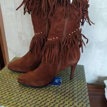 Сапоги женские