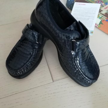 Полуботинки женские 39 р