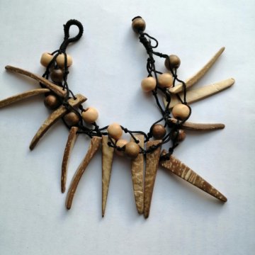 Браслет деревянный