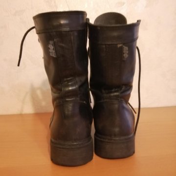 Ботинки из нат. Кожи.