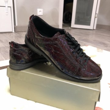 Ботинки лакированные