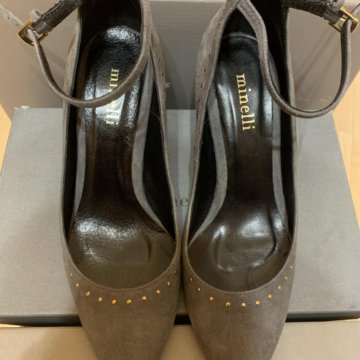 Туфли новые замшевые серые minelli