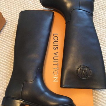 Сапоги женские 38 размер Louis Vuitton