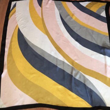 Платок метр на метр stradivarius