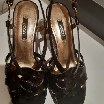 Ecco босоножки