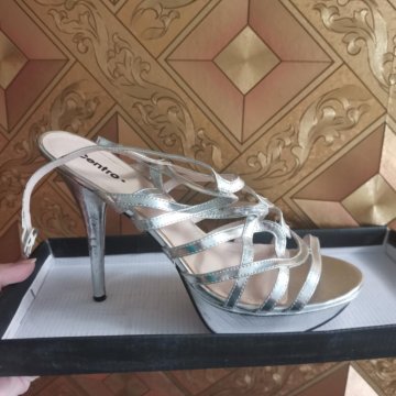 Туфли на шпилька