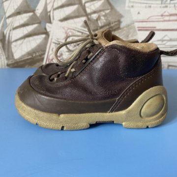 Демисезонные ботинки