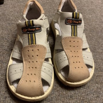 Босоножки почти новые