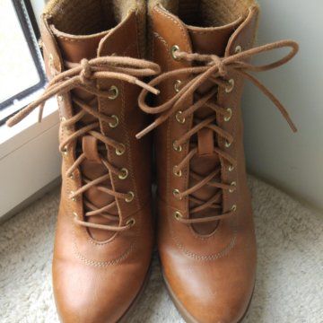 Ботинки( Bershka).