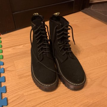 Ботинки мартины