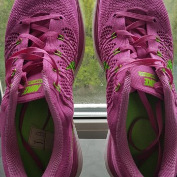 Кроссовки Nike