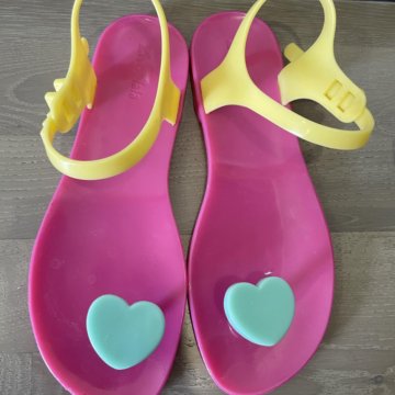 Резиновые босоножки,р38