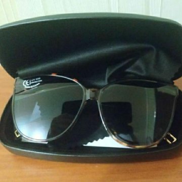 Солнцезащитные очки