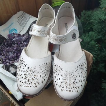 Босоножки немецкая обувь