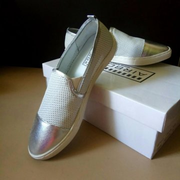 Туфли кожаные новые