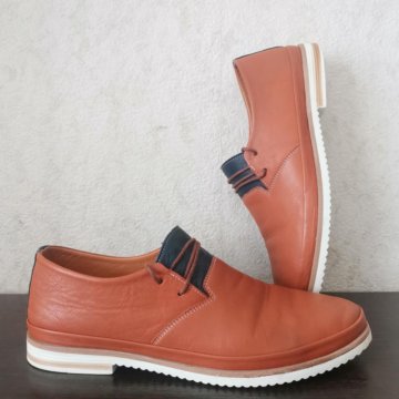 Лоферы кожаные новые (полуботинки)