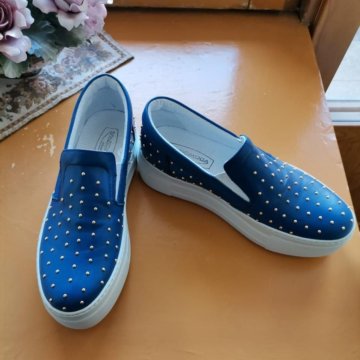 Слипоны Spaziomoda Италия