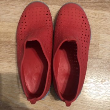 Коралловые тапки