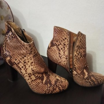 Ботинки женские 36 размер