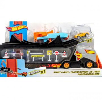 Hot wheels грузовик автотрек gvg37. Хот Вилс грузовик автотрек. Набор игровой hot Wheels грузовик-автотрек десантирование с воздуха hdy92. Автотрек хот Вилс qq8837, qq8837 артикул: qq8837. Хот Вилс разделяющиеся машинки.