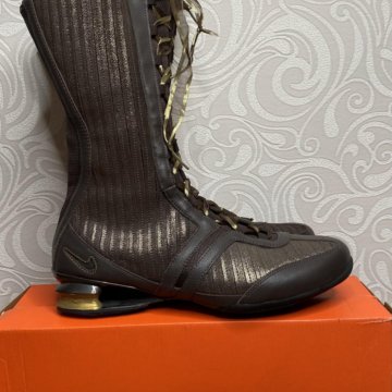 Кроссовки Nike