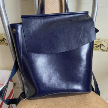 Кожаный женский рюкзак