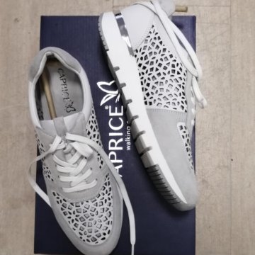 Кроссовки Caprice 39разм