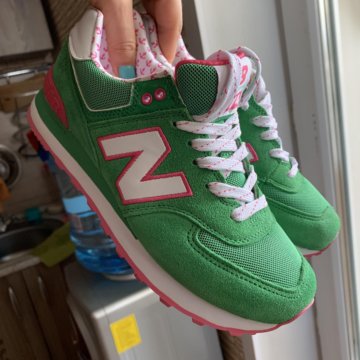Кроссовки женские New Balance