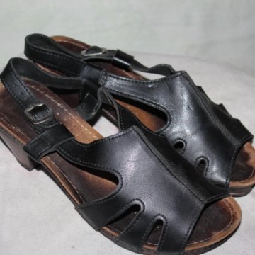 Босоножки, кожа, размер 38.