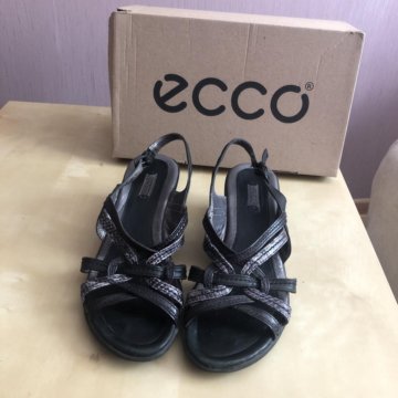 Босоножки размер 39. Ecco.