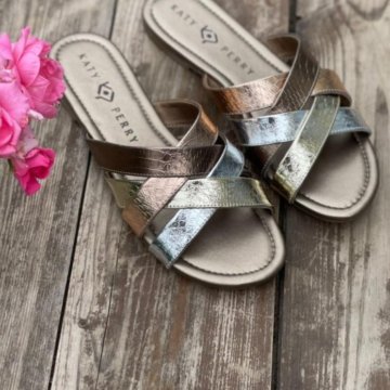 Сандалии/шлепки новые 36 р