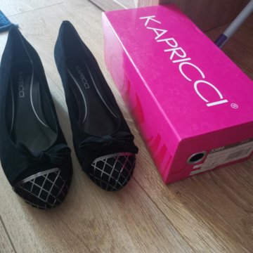 Туфли новые замшевые