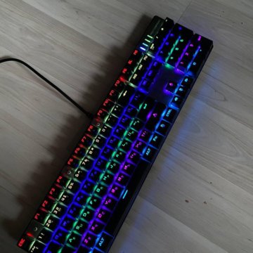 Механическая клавиатура Motospeed