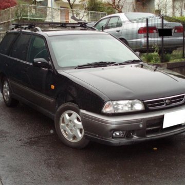 Nissan Авенир