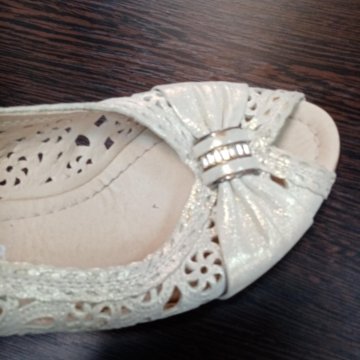 Босоножки женские. 39р