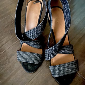 Босоножки 37р Zara