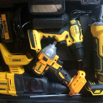 Набор электроинструментов Dewalt