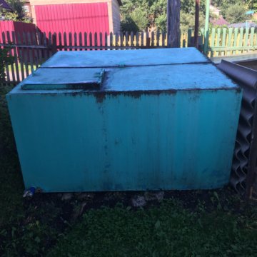 Бак для воды (под ремонт)