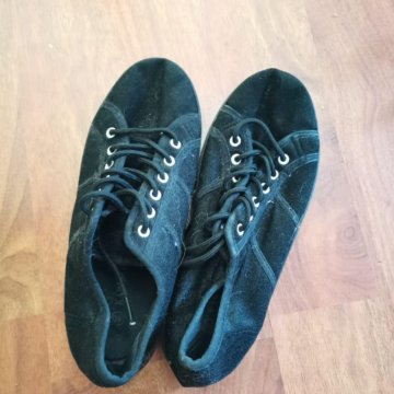 Кеды на платформе 40