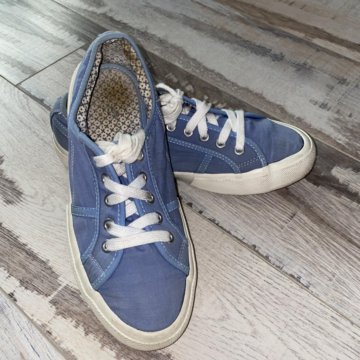 Полукеды голубые