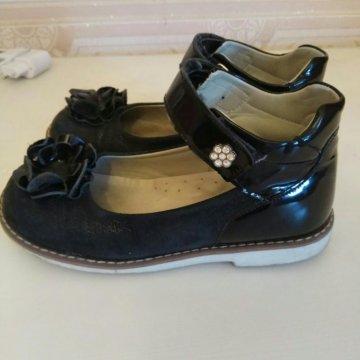 Школьные туфли вуппи