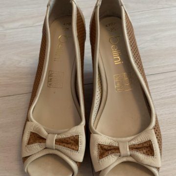 Туфли 38 размер а отличном состоянии