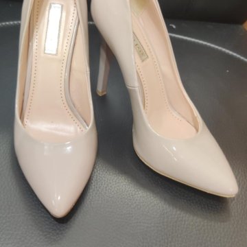 Туфли лодочки бежевые