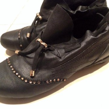 Ботинки женские из натуральной кожи