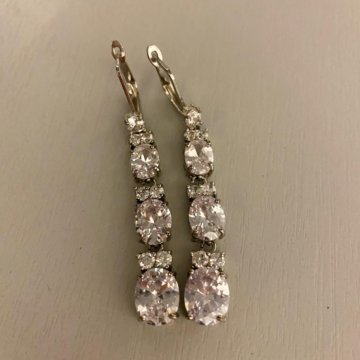 Серьги (Бижутерия)