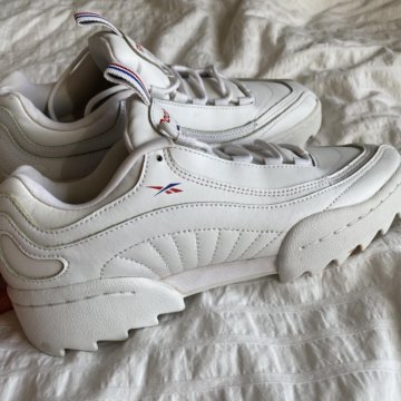 Reebok женские кожаные